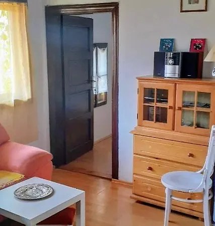 Nina Guest house *